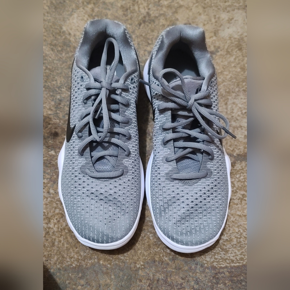 Mens Nike Gray Athletic Sneakers Size 9.5 Tried On Once - Picture 5 of 9